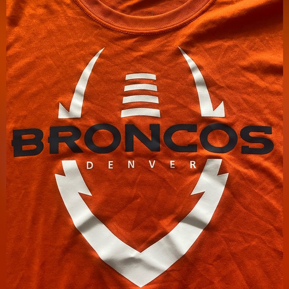 Nike Dri-Fit Denver Broncos Tee - Picture 3 of 6